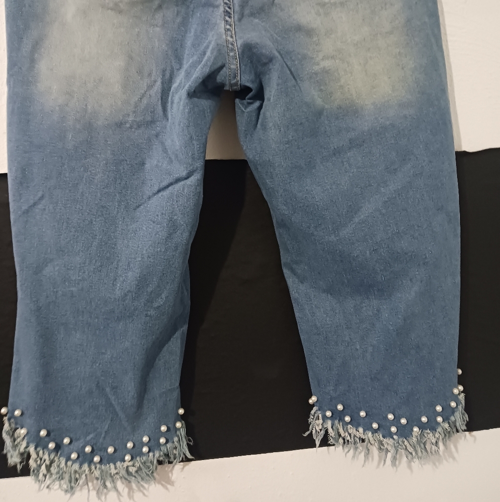 Shein Curve Women Denim Pearls Capri Jeans - Picture 7 of 8